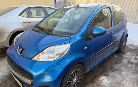 Peugeot 107 I рестайлинг, 2011 год, 500 000 рублей, 2 фотография