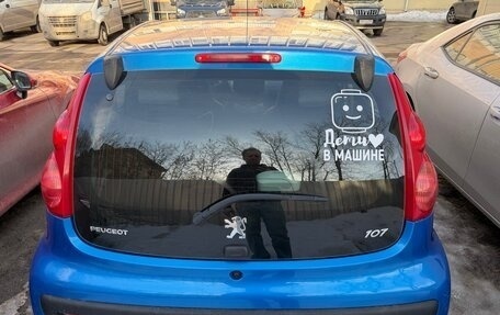 Peugeot 107 I рестайлинг, 2011 год, 500 000 рублей, 4 фотография