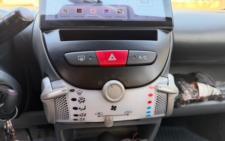 Peugeot 107 I рестайлинг, 2011 год, 500 000 рублей, 12 фотография