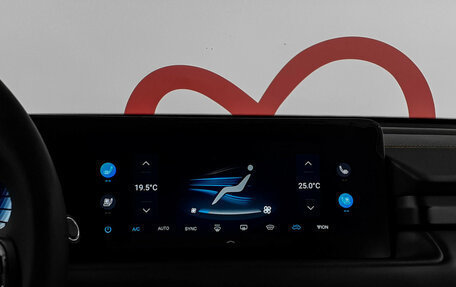 CheryExeed TXL, 2023 год, 2 490 000 рублей, 14 фотография