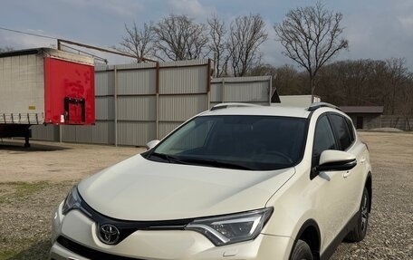 Toyota RAV4, 2018 год, 2 750 000 рублей, 1 фотография