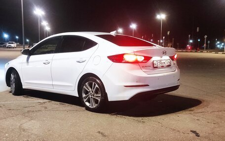 Hyundai Elantra VI рестайлинг, 2017 год, 1 500 000 рублей, 4 фотография