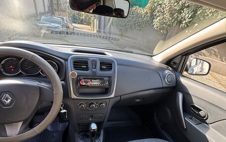 Renault Logan II, 2016 год, 670 000 рублей, 13 фотография