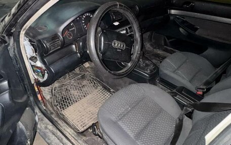 Audi A4, 1995 год, 120 000 рублей, 5 фотография