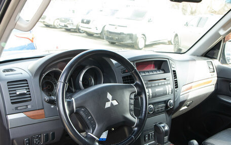 Mitsubishi Pajero IV, 2007 год, 1 788 000 рублей, 9 фотография
