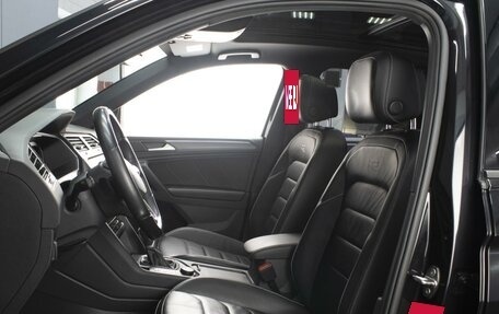 Volkswagen Tiguan II, 2021 год, 3 475 000 рублей, 9 фотография