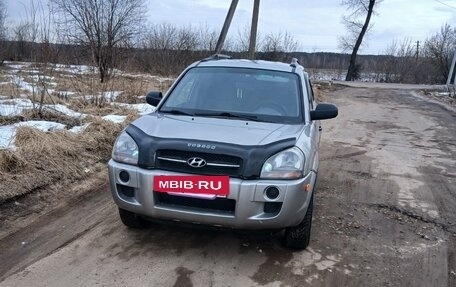 Hyundai Tucson III, 2004 год, 620 000 рублей, 3 фотография
