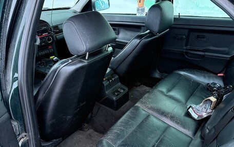 BMW 3 серия, 1993 год, 650 000 рублей, 11 фотография