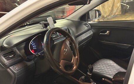 KIA Rio III рестайлинг, 2015 год, 490 000 рублей, 6 фотография