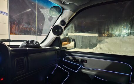 Chevrolet Tahoe II, 2001 год, 1 499 999 рублей, 35 фотография