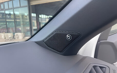 Volkswagen T-Roc I, 2023 год, 1 920 000 рублей, 12 фотография