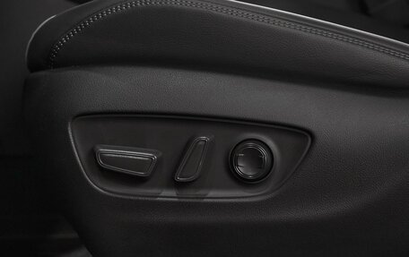 Toyota RAV4, 2024 год, 3 849 000 рублей, 17 фотография