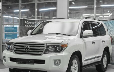 Toyota Land Cruiser 200, 2012 год, 3 499 000 рублей, 1 фотография