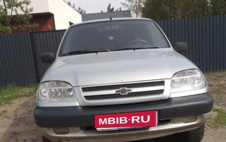 Chevrolet Niva I рестайлинг, 2005 год, 280 000 рублей, 1 фотография