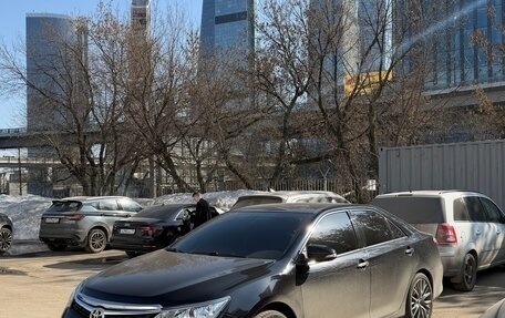 Toyota Camry, 2015 год, 2 200 000 рублей, 10 фотография