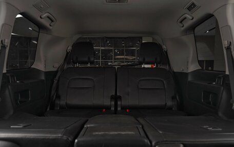 Toyota Land Cruiser 200, 2012 год, 3 499 000 рублей, 19 фотография