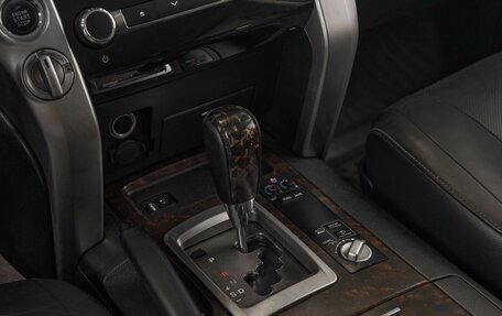 Toyota Land Cruiser 200, 2012 год, 3 499 000 рублей, 17 фотография