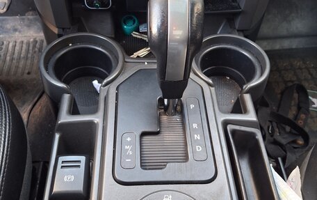 Land Rover Discovery III, 2006 год, 1 200 000 рублей, 11 фотография