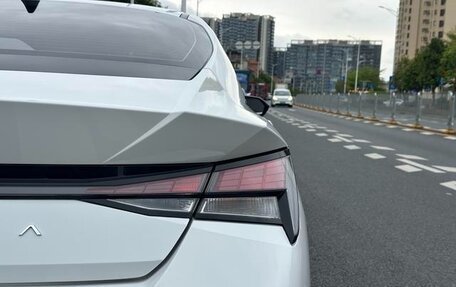 Hyundai Elantra, 2022 год, 1 400 000 рублей, 8 фотография