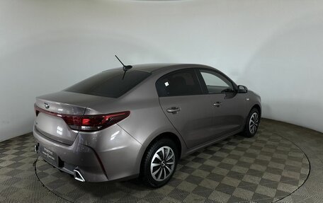 KIA Rio IV, 2021 год, 1 800 000 рублей, 6 фотография