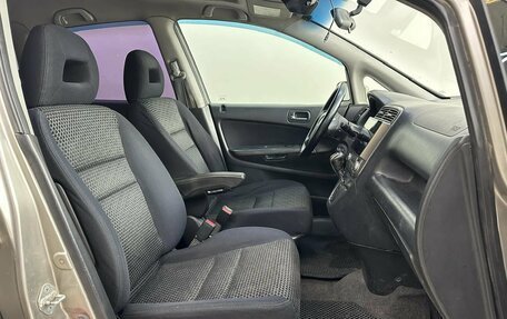 Honda Stream I рестайлинг, 2004 год, 590 000 рублей, 23 фотография