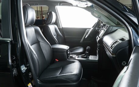 Toyota Land Cruiser Prado 150 рестайлинг 2, 2018 год, 5 459 000 рублей, 11 фотография