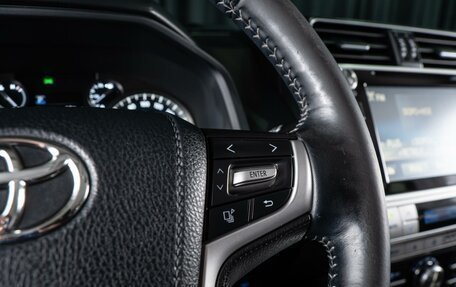 Toyota Land Cruiser Prado 150 рестайлинг 2, 2018 год, 5 459 000 рублей, 23 фотография