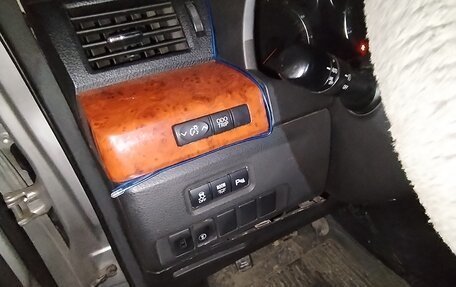 Toyota Vellfire I, 2008 год, 1 100 000 рублей, 12 фотография