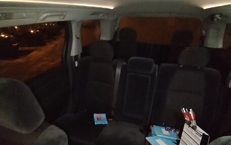 Toyota Vellfire I, 2008 год, 1 100 000 рублей, 17 фотография