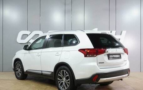 Mitsubishi Outlander III рестайлинг 3, 2017 год, 2 179 000 рублей, 2 фотография