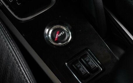 Mitsubishi Outlander III рестайлинг 3, 2017 год, 2 179 000 рублей, 20 фотография