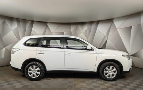Mitsubishi Outlander III рестайлинг 3, 2014 год, 1 460 000 рублей, 6 фотография