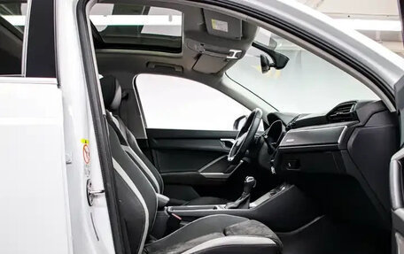 Audi Q3, 2021 год, 1 842 000 рублей, 10 фотография