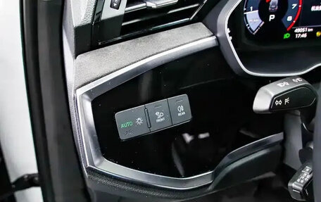 Audi Q3, 2021 год, 1 842 000 рублей, 15 фотография