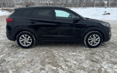 Hyundai Tucson III, 2019 год, 2 250 000 рублей, 7 фотография