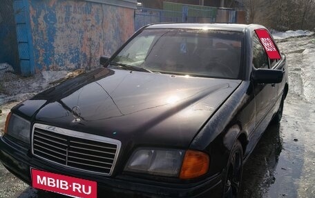 Mercedes-Benz C-Класс, 1998 год, 220 000 рублей, 1 фотография