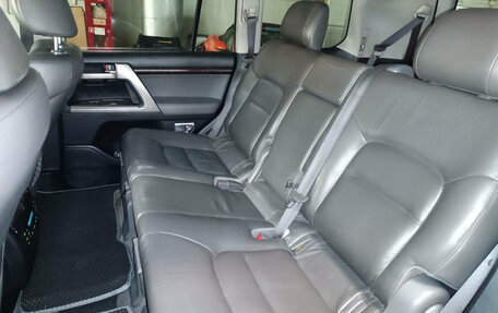 Toyota Land Cruiser 200, 2009 год, 2 299 000 рублей, 22 фотография