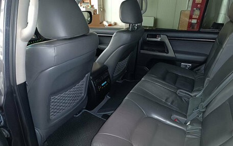 Toyota Land Cruiser 200, 2009 год, 2 299 000 рублей, 23 фотография