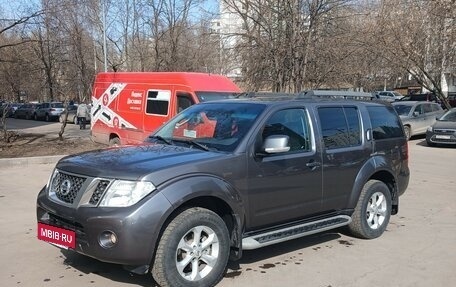 Nissan Pathfinder, 2012 год, 1 450 000 рублей, 11 фотография