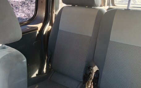 Volkswagen Caddy III рестайлинг, 2010 год, 550 000 рублей, 5 фотография