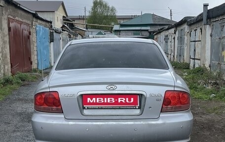 Hyundai Sonata IV рестайлинг, 2006 год, 270 000 рублей, 3 фотография