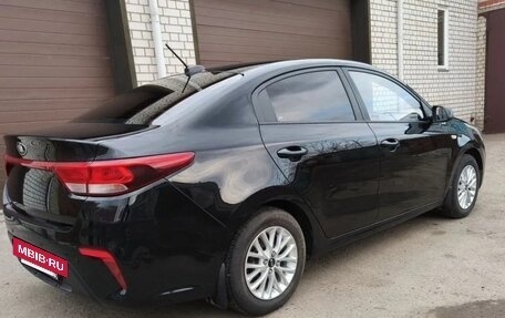 KIA Rio IV, 2017 год, 1 250 000 рублей, 2 фотография