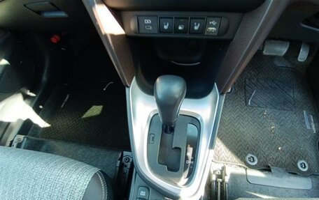 Toyota Yaris Cross, 2023 год, 1 900 000 рублей, 17 фотография