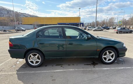 Toyota Avensis III рестайлинг, 1999 год, 450 000 рублей, 4 фотография