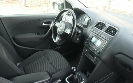 Volkswagen Polo VI (EU Market), 2013 год, 730 000 рублей, 6 фотография