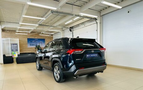 Toyota RAV4, 2019 год, 3 099 900 рублей, 4 фотография