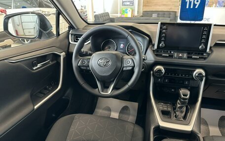 Toyota RAV4, 2019 год, 3 099 900 рублей, 14 фотография