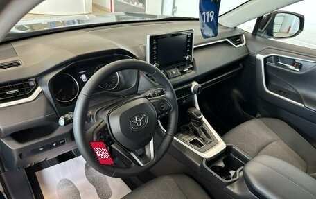 Toyota RAV4, 2019 год, 3 099 900 рублей, 11 фотография