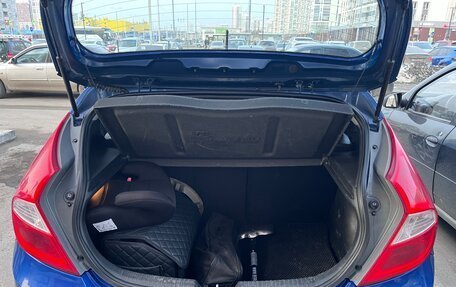 Hyundai Solaris II рестайлинг, 2012 год, 800 000 рублей, 9 фотография