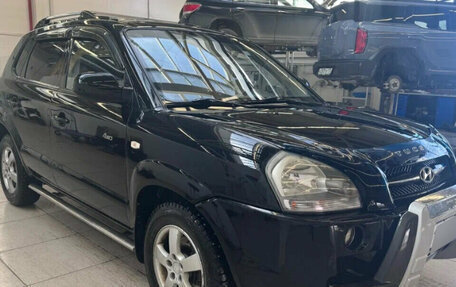 Hyundai Tucson III, 2008 год, 749 000 рублей, 3 фотография